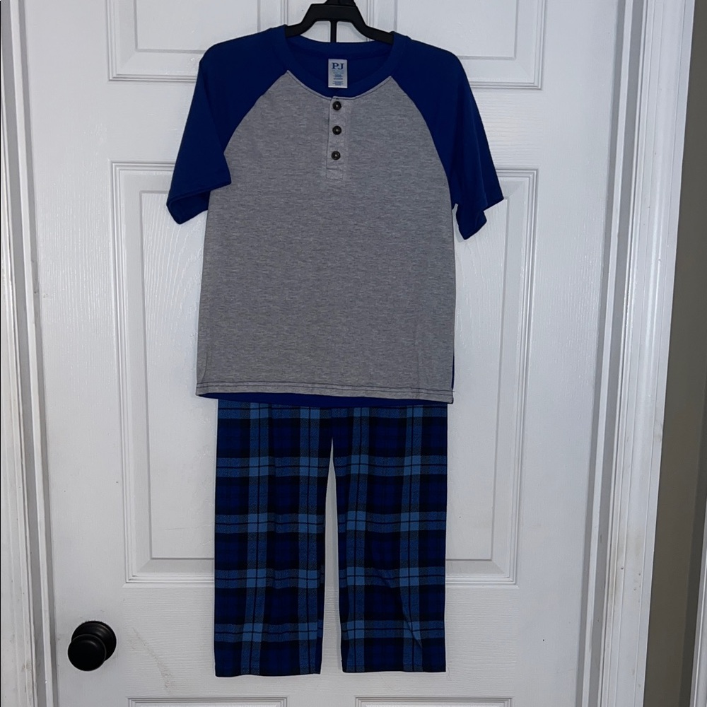 Blue and Gray Kids Pajamas Size 7/8